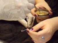 Angelo brauchte Goldimplantation